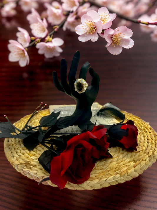 Goddess of Oasis vintage ring