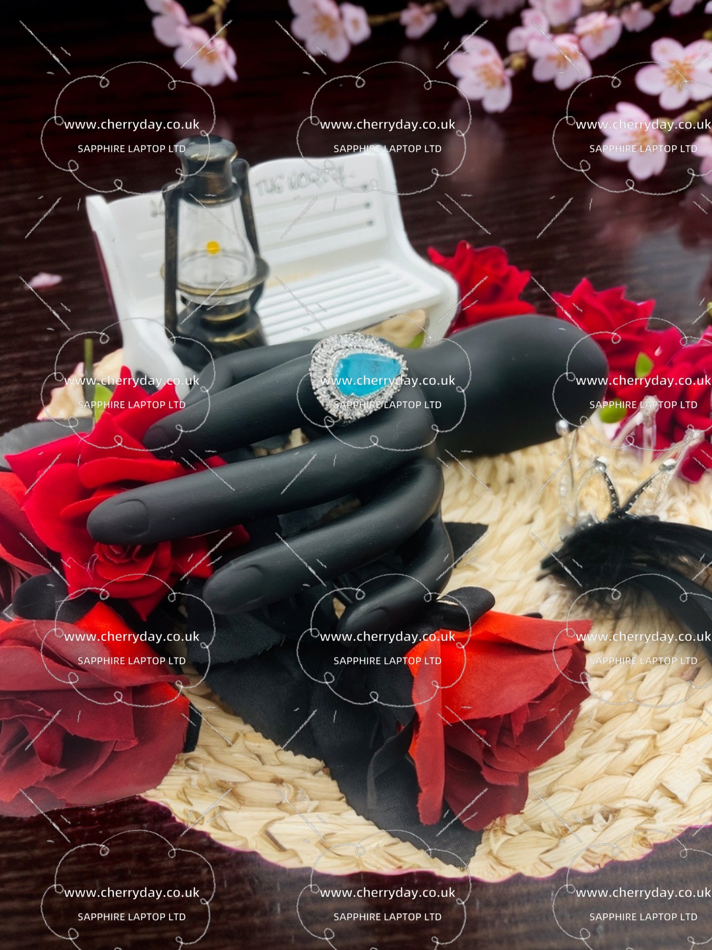 Heart of the Ocean ring