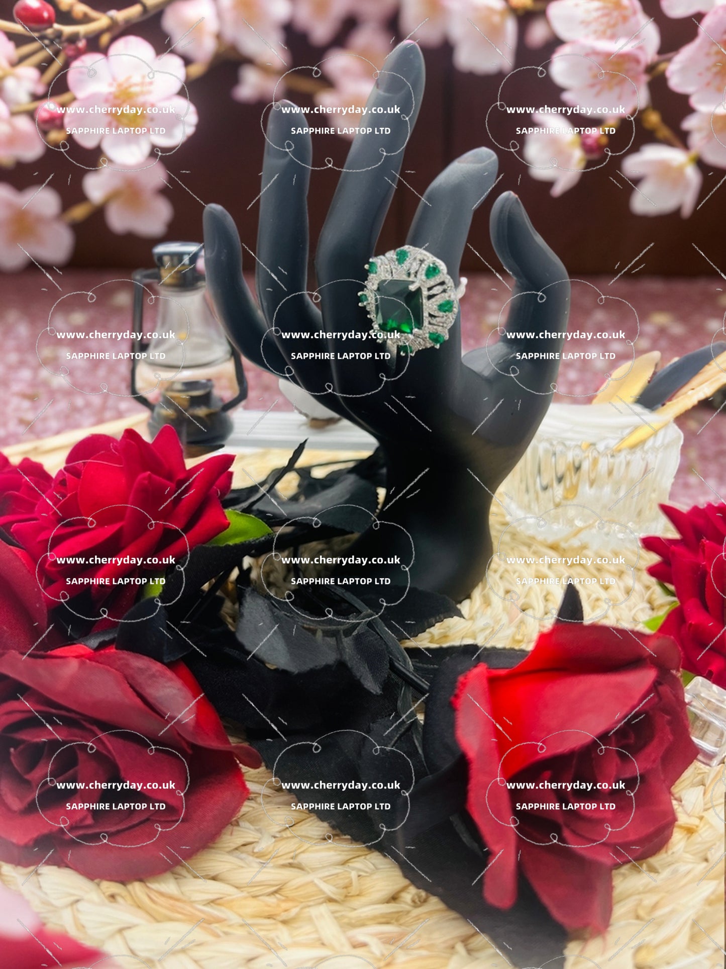 Queen peacock green diamond ring