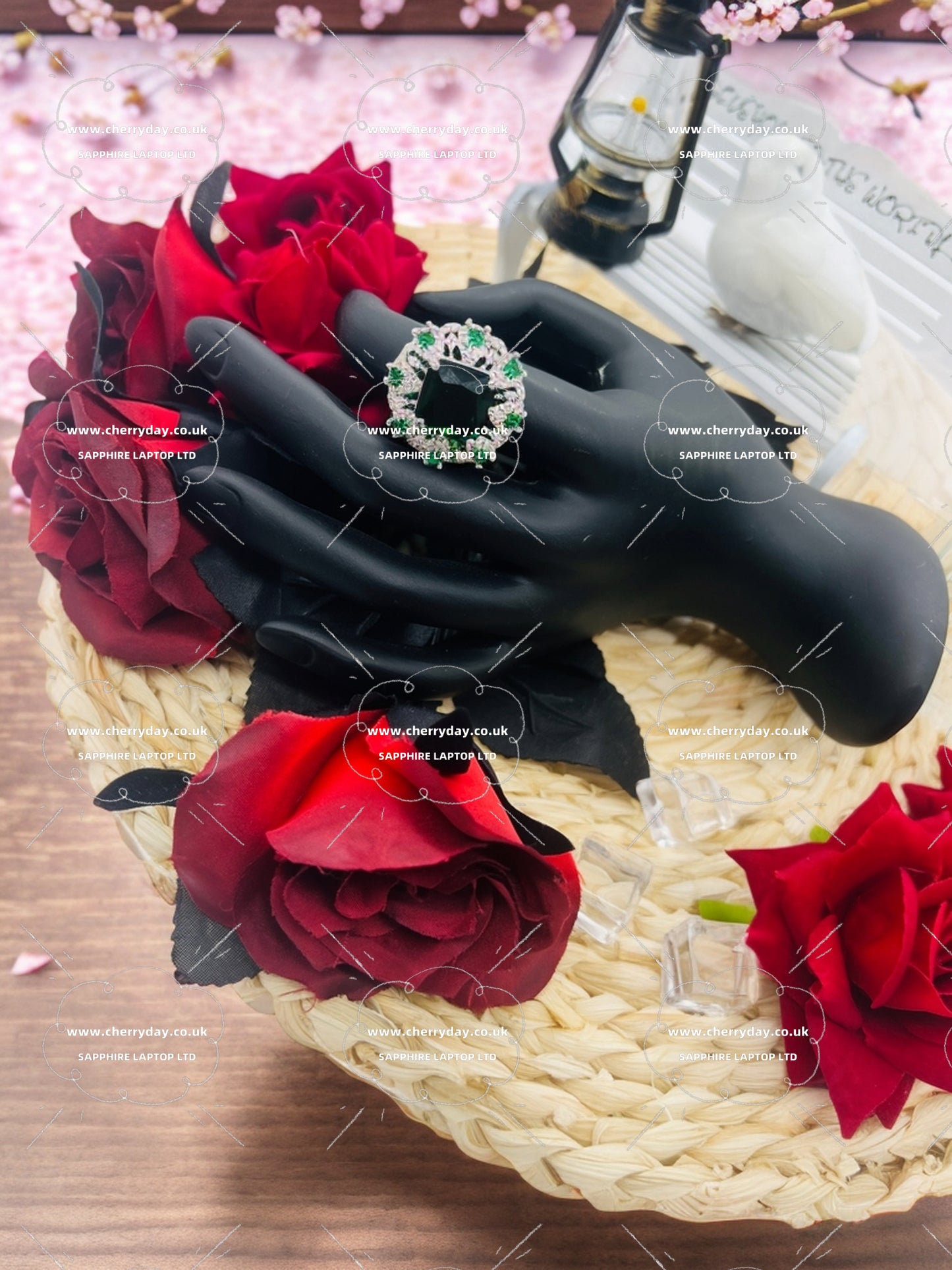 Queen peacock green diamond ring