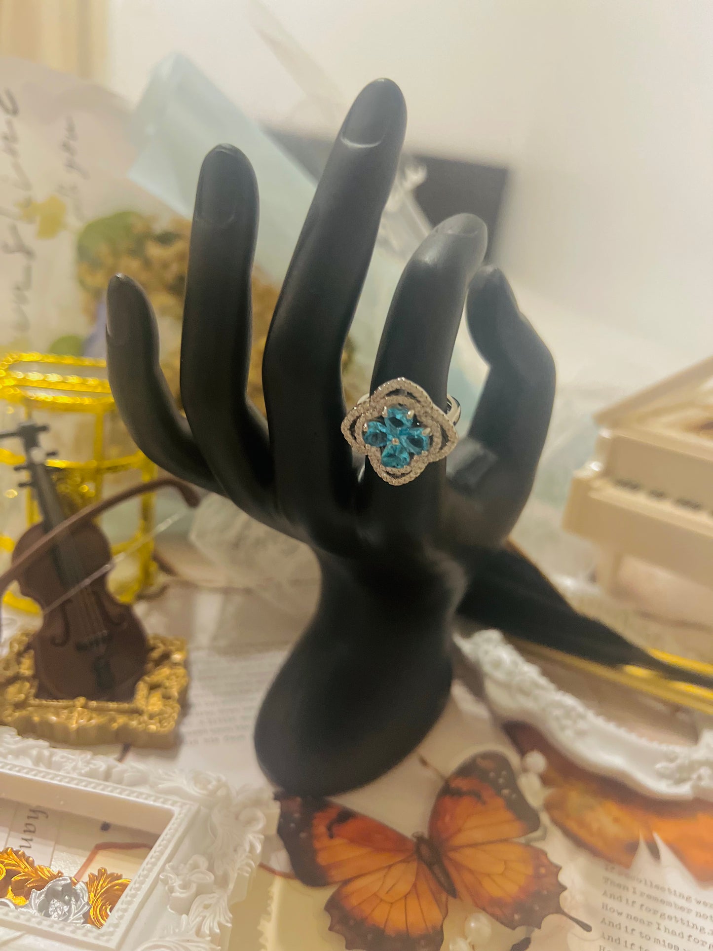 Ring 017