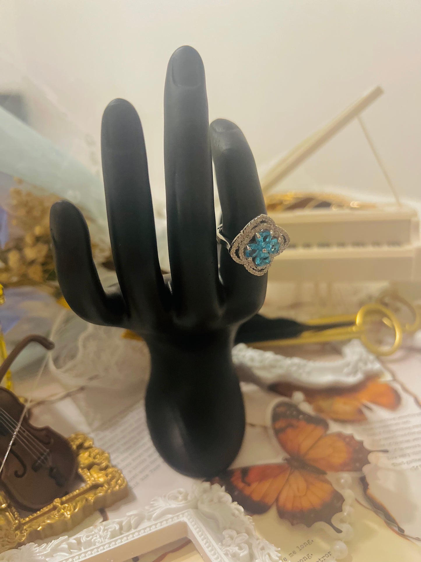 Ring 017
