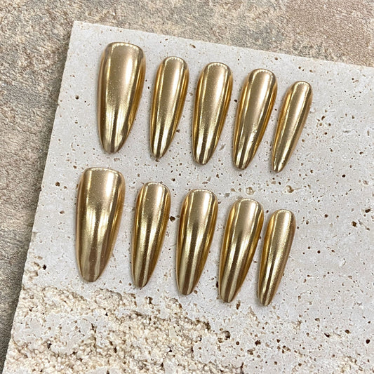 Nails 124-Champagne Shiny Mirror Netflix Nail Art