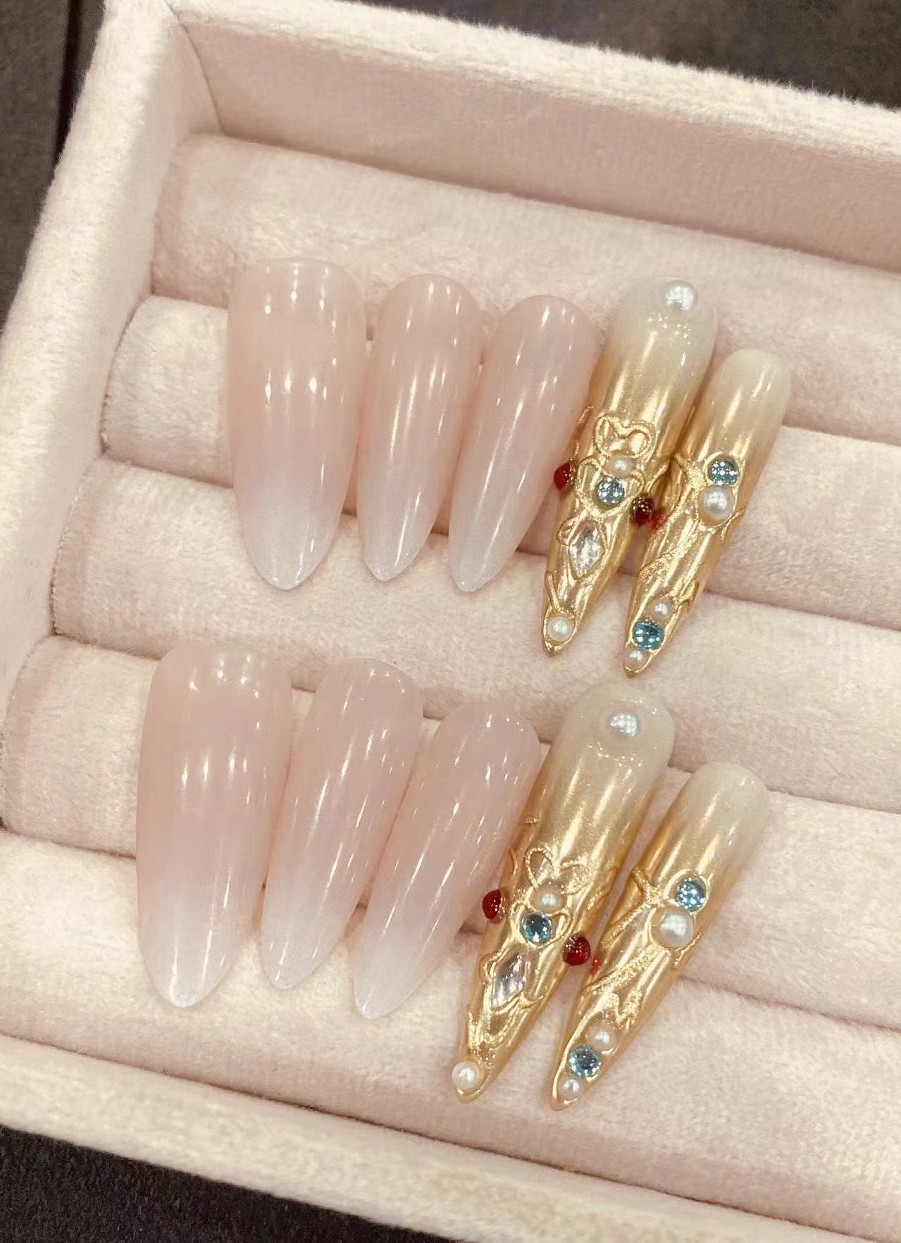 Nails 151-Champagne Moments Nail Art