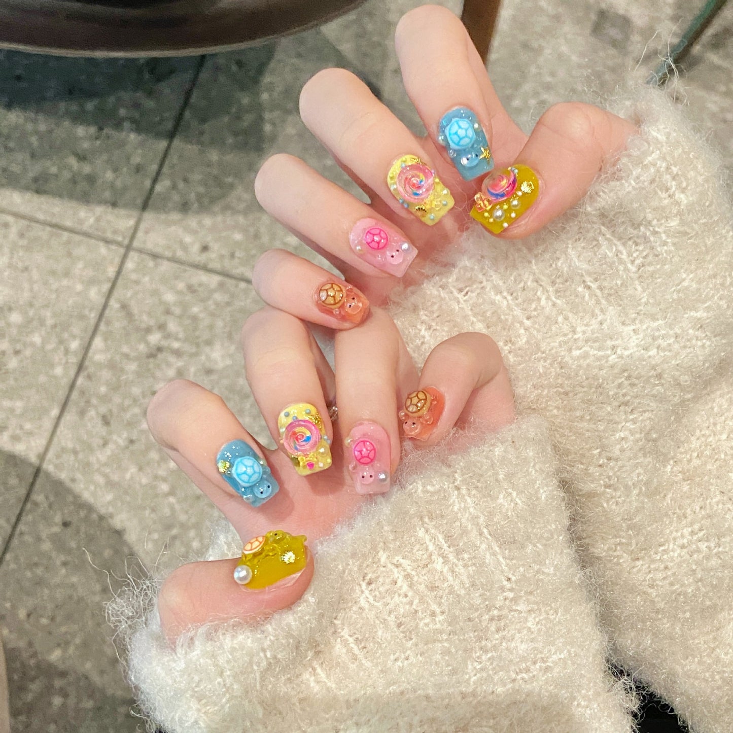 Nails 019-Dopamine Colourful Turtle Manicure