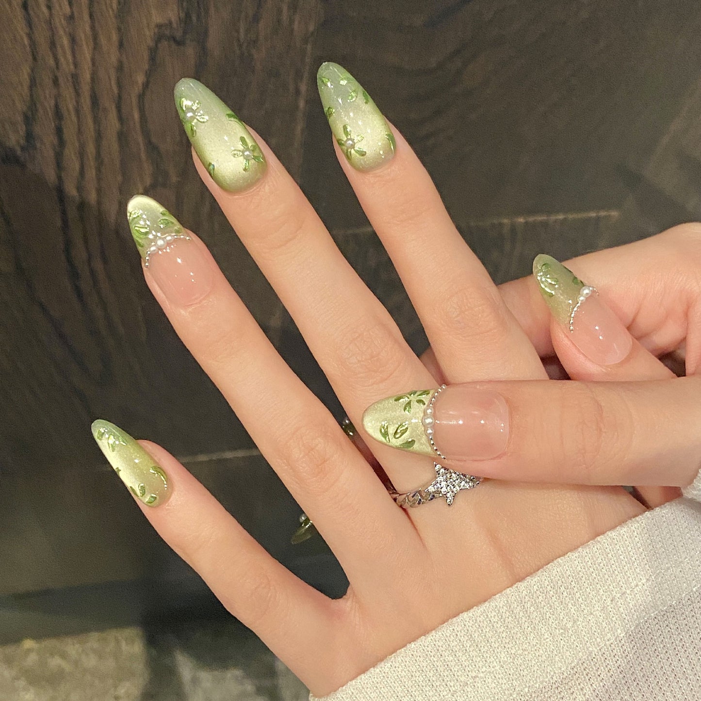 Nails 209-Green Hand Painted Flower Cat Eye Nail Art