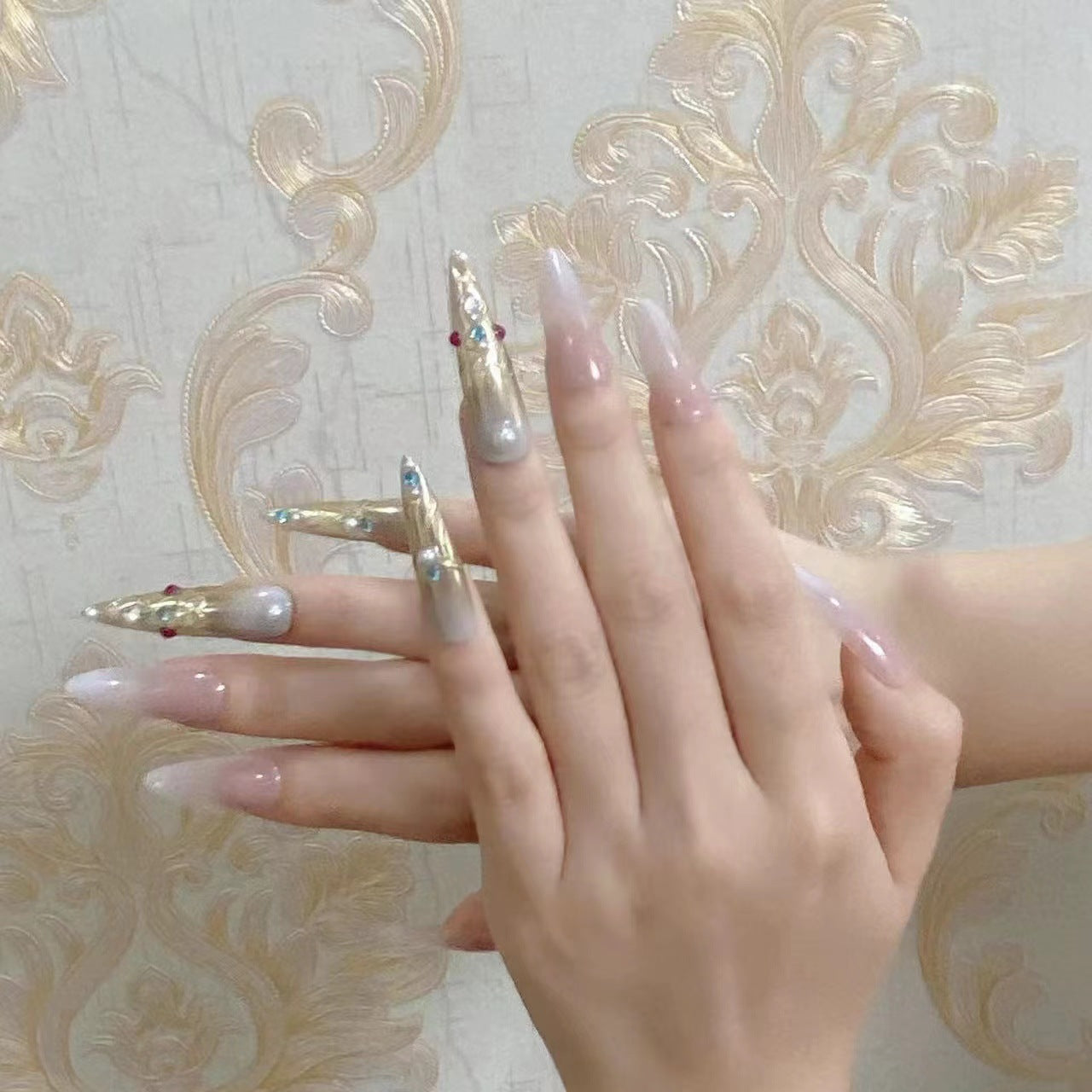 Nails 151-Champagne Moments Nail Art