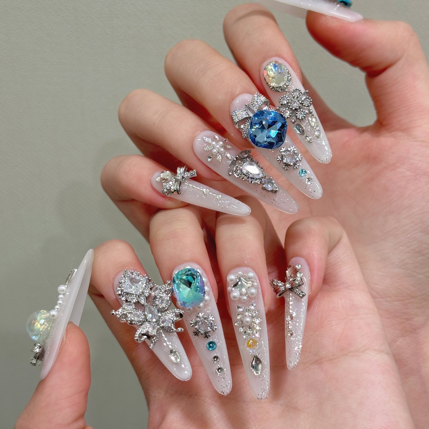 Nails 005-Ice Queen full diamond zirconia temperament manicure