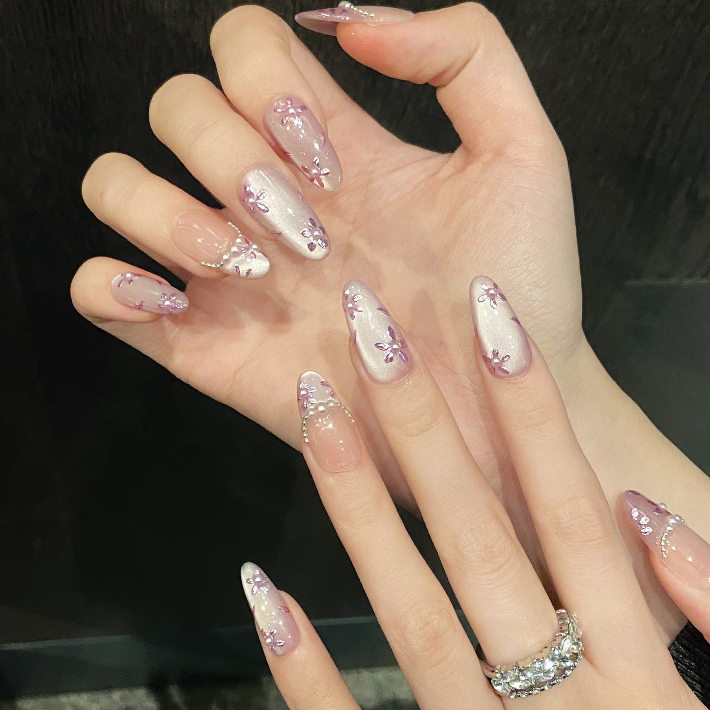 Nails 211-Spring Flower Cat Eye White Nail Art