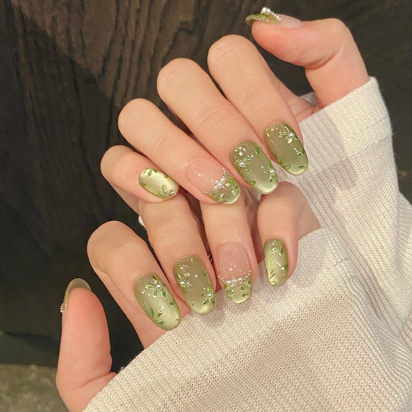 Nails 209-Green Hand Painted Flower Cat Eye Nail Art