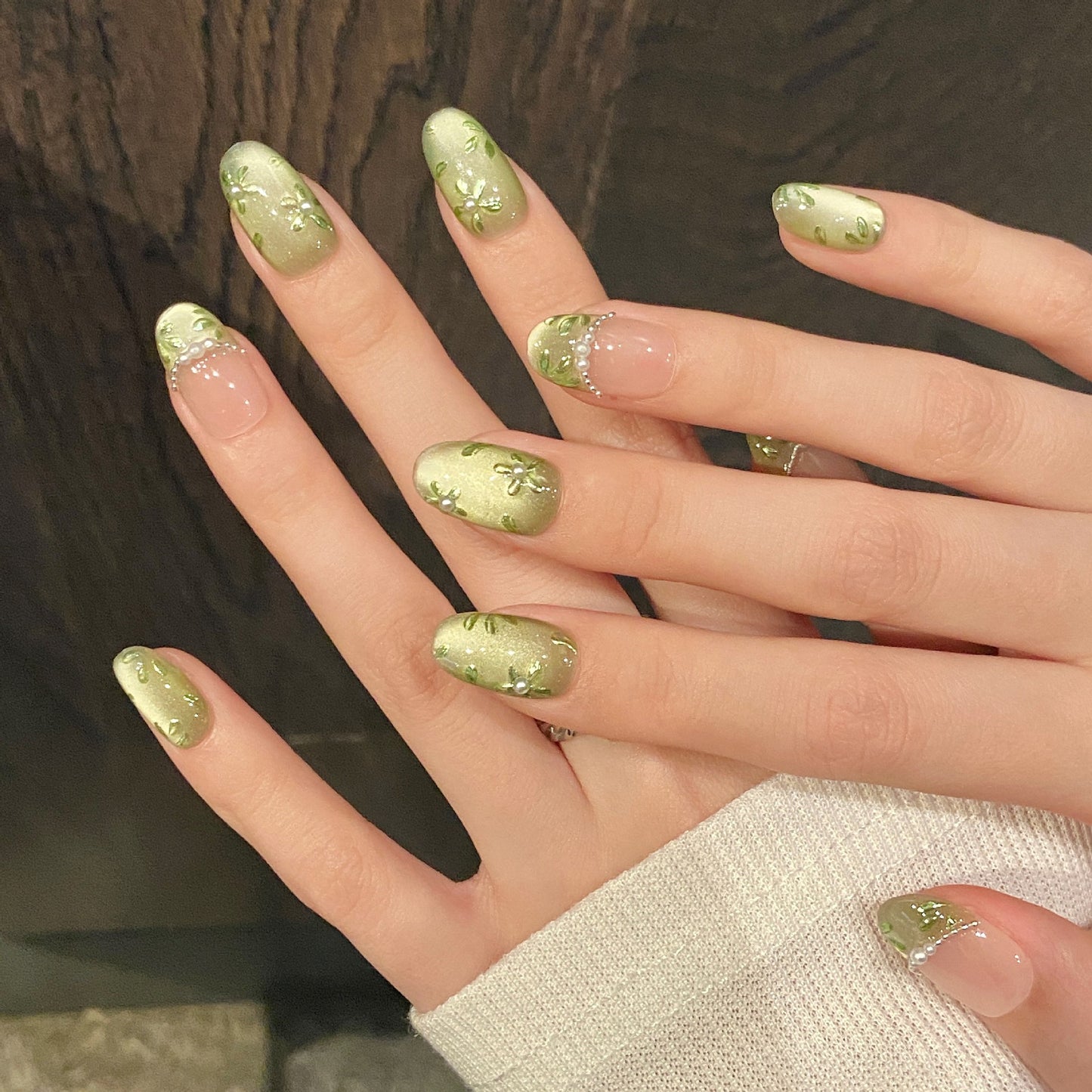 Nails 209-Green Hand Painted Flower Cat Eye Nail Art