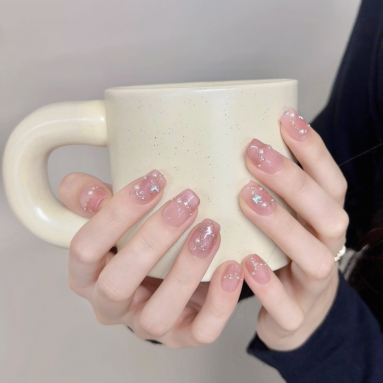 Nails 027-Midsummer Dream Nude Cat Eye Manicure