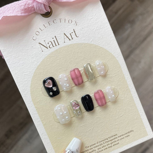 Nails 086-Sweet & Cool Black & Pink Plaid Manicure