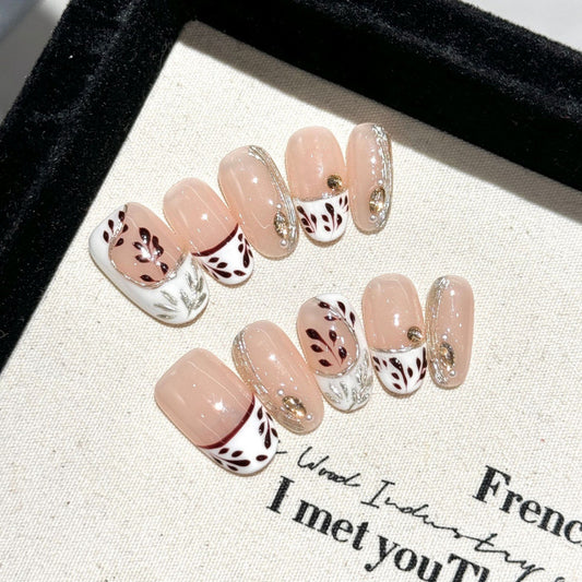 Nails 181-Hand-painted maple leaf French crushed diamonds creamy apricot colour whitening manicure