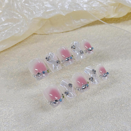 Nails 085-Simple Everyday Nail Art with Sweet Diamonds