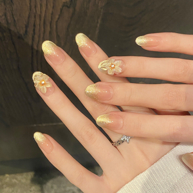 Nails 121-Small fresh creamy white flower gradient whitening nail art