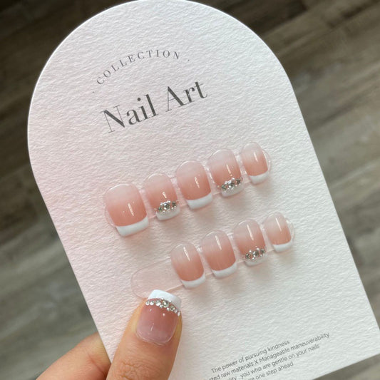 Nails 186-Cool French Gradient Crushed Diamonds Nude Cream Manicure