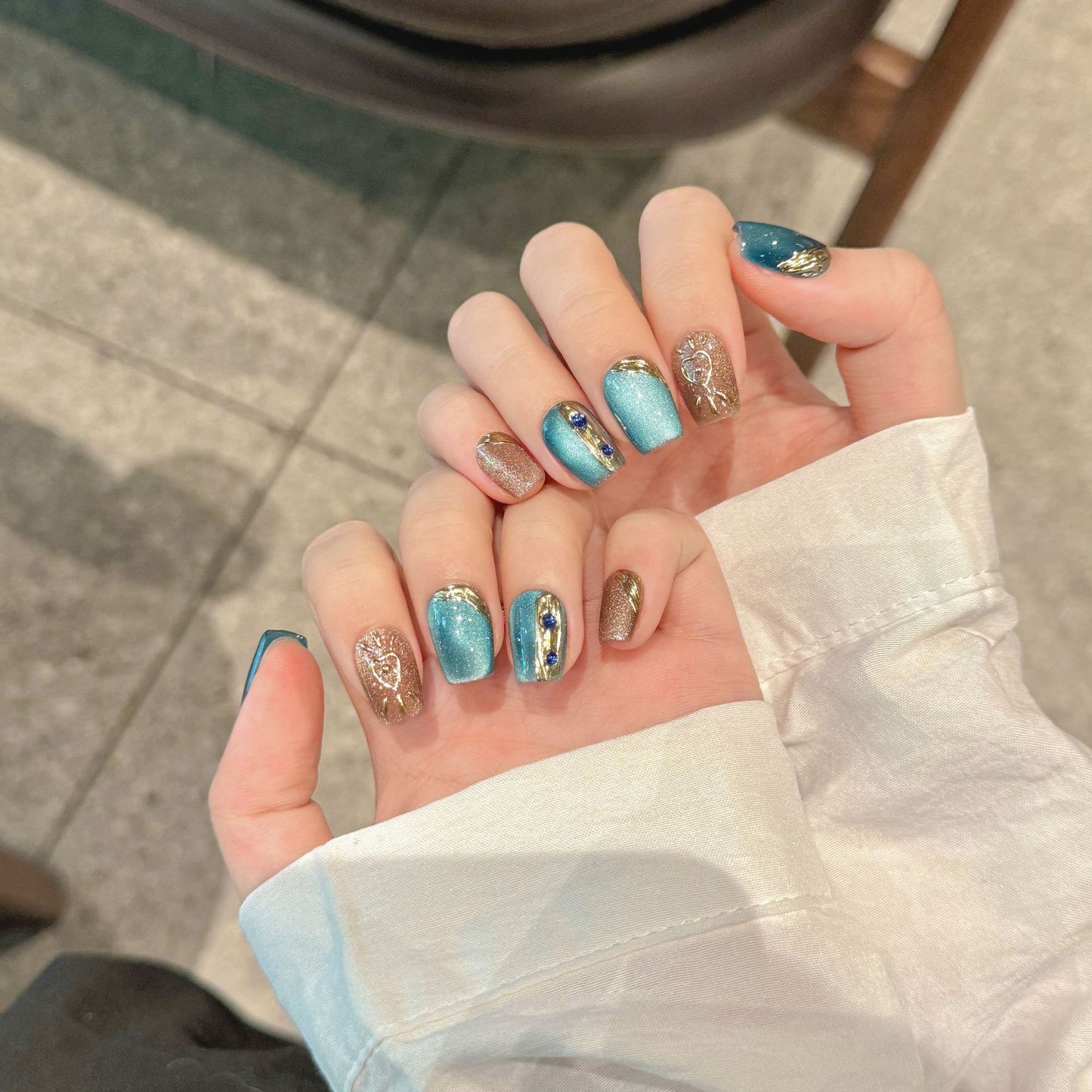 Nails 053-Wesley Neon Cat Eye Nail Art