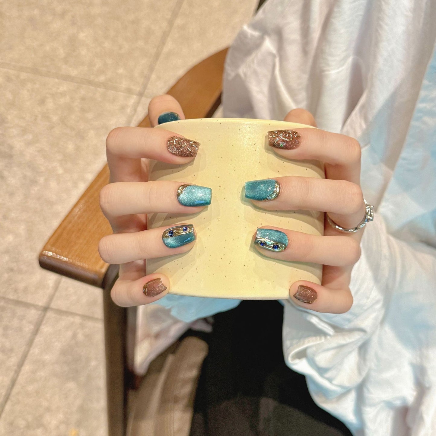 Nails 053-Wesley Neon Cat Eye Nail Art