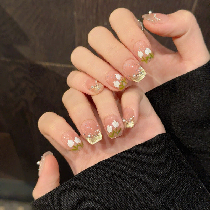 Nails 297-Pearl Tulip Manicure