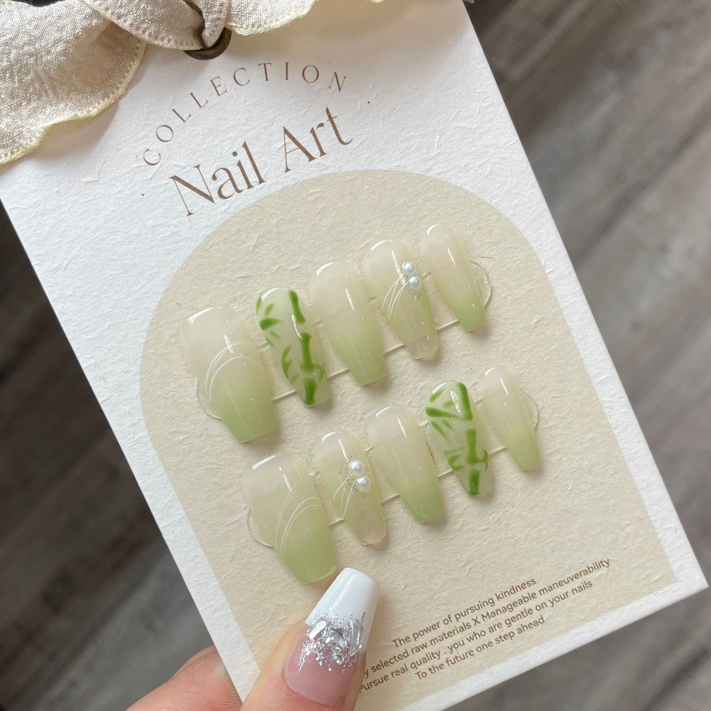Nails 080-Green Bamboo Leaf Manicure