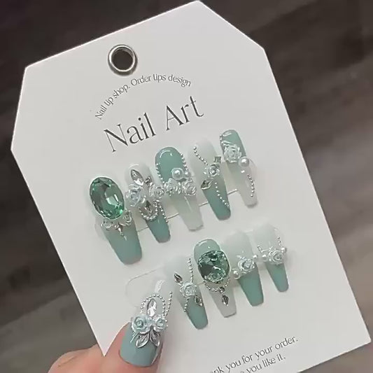 Nails 198-Green Diamond Camellia Gradient Chain Manicure