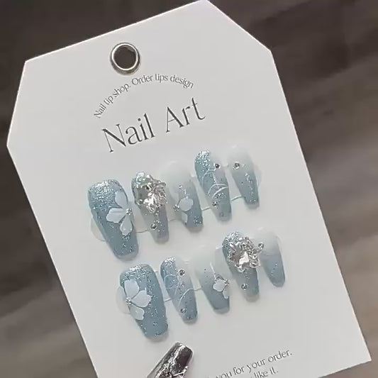 Nails 197-Crystal Daisy Manicure