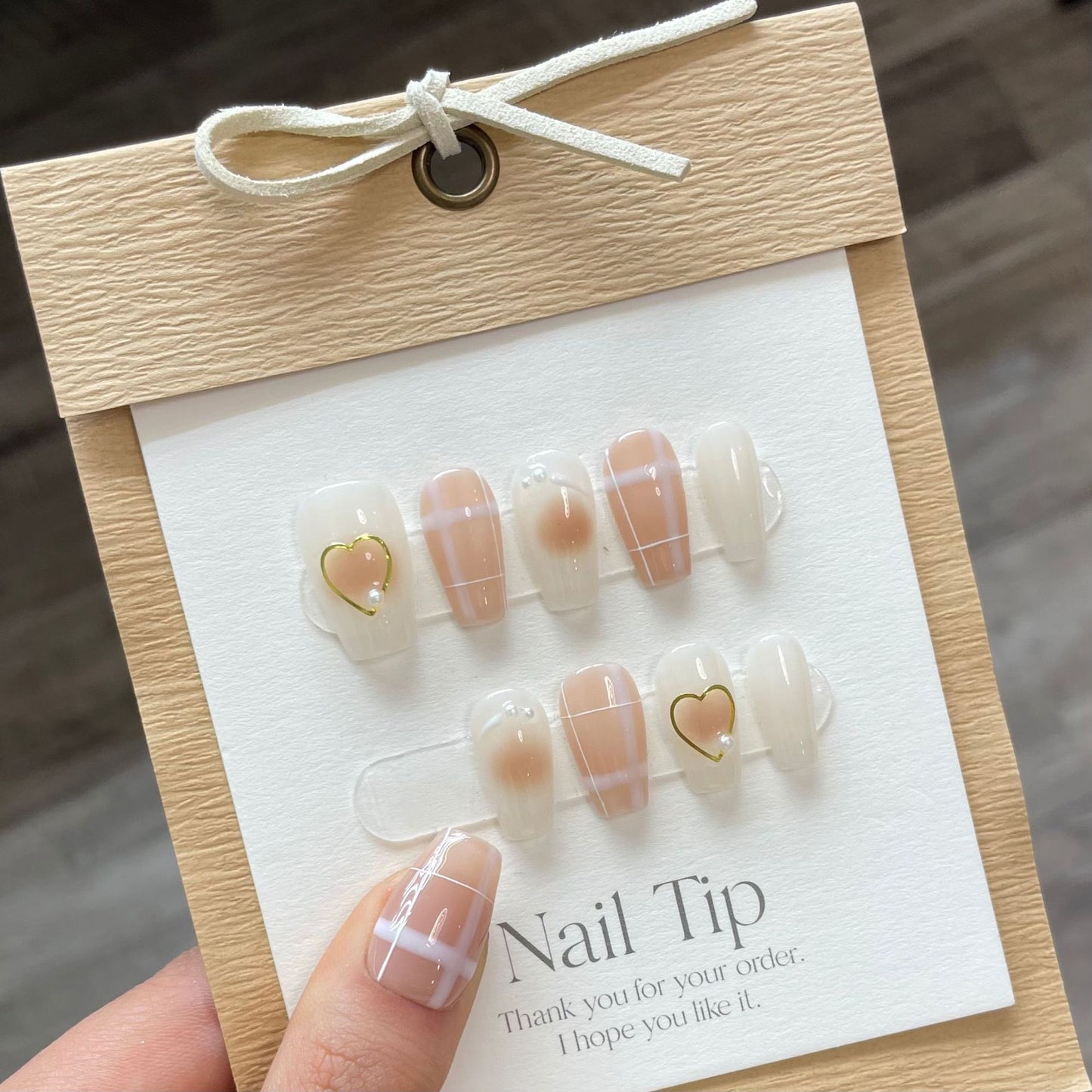 Nails 081-Creamy Sweetheart Iced Tea Nail Art